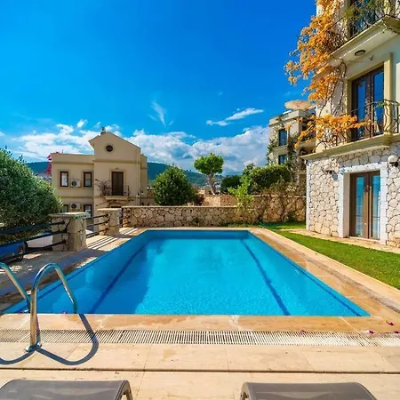 Apartment Azure With Sea View In *