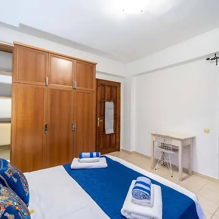 Azure With Sea View In Apartment *