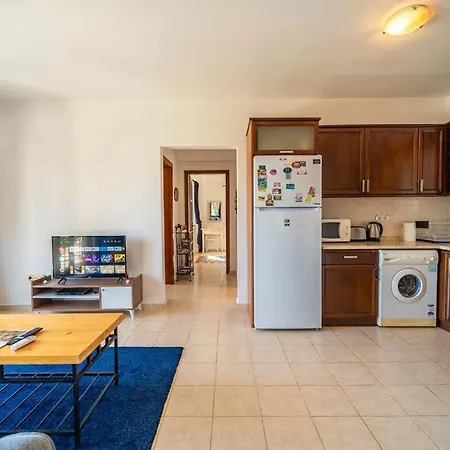 Apartment Azure With Sea View In *